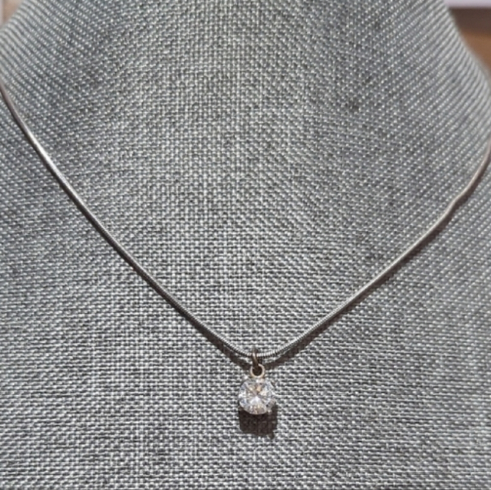 ✨ Elegant Silver Necklace with Crystal Pendant ✨
